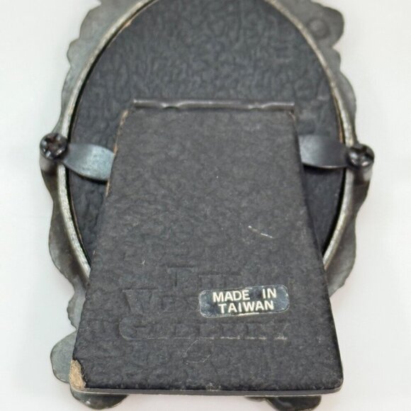 VTG Brass? The Weston Gallery Miniature Oval Floral Relief Metal Easel Frame - Picture 9 of 11